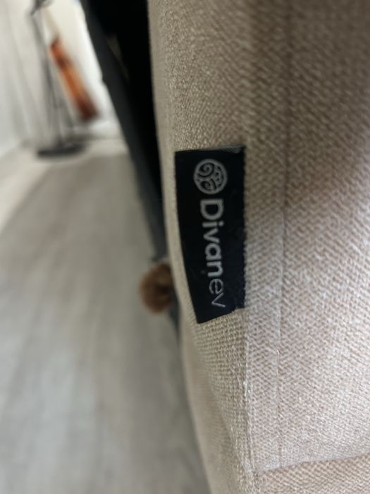 Современный диван турецкого бренда  Divandev