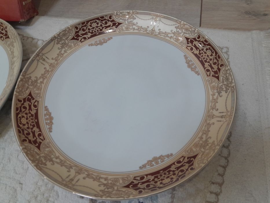 Берекелі ет табақ екі штук