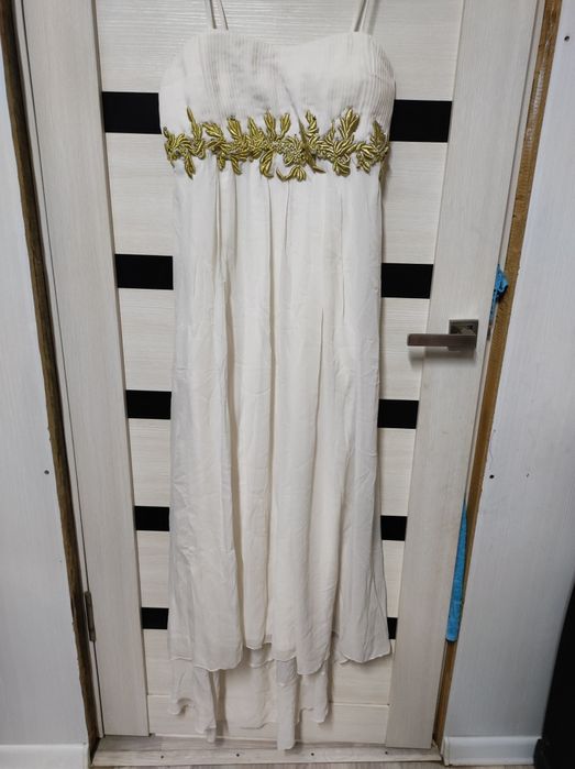 Платье вечерниее