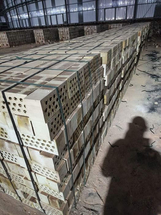 g'isht sotiladi naxi 1355 som dastavka bor