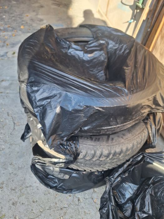 Продам зимние шины