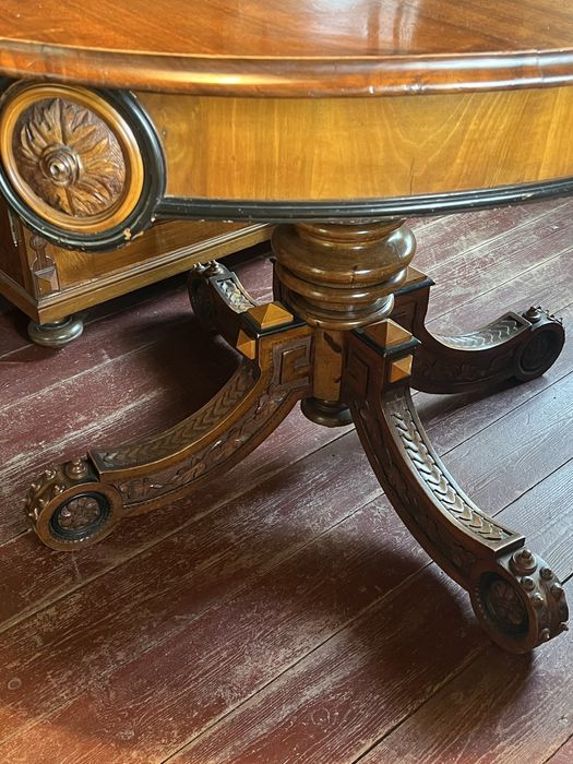 Set mobilier săsesc din lemn masiv - cca. început de secol XX