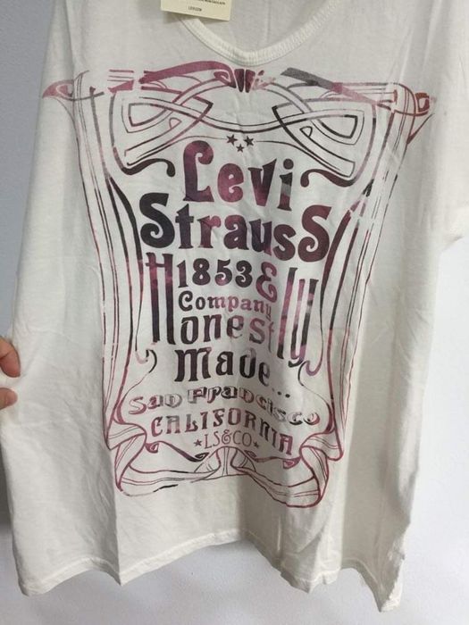 Maieu nou alb levis marime M maiou levis m tricou alb levis marime m