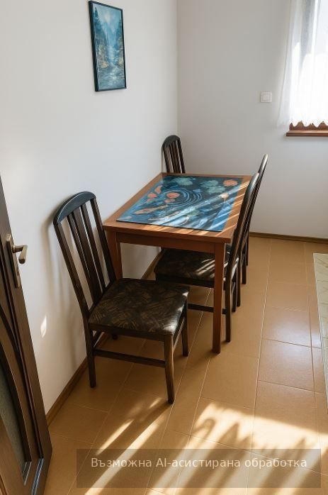 Етаж от къща в района на м-т Траката!