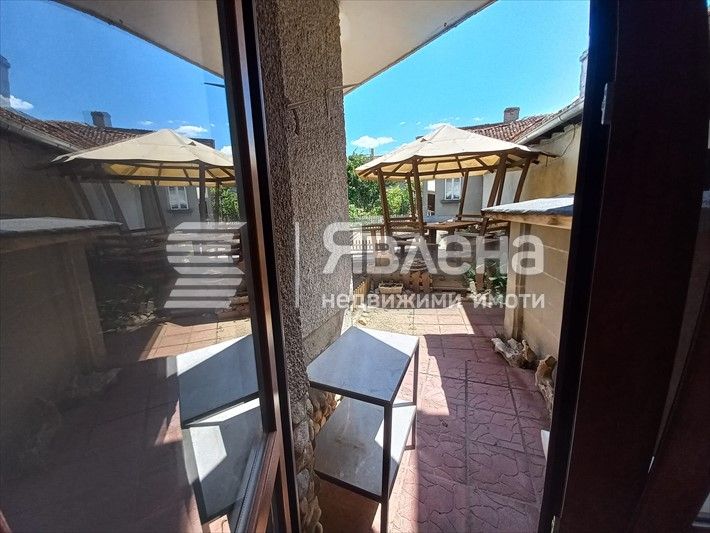 Продава се Къща в Добрич, Център - 235 кв.м за 673 €/кв.м - Снимка #4