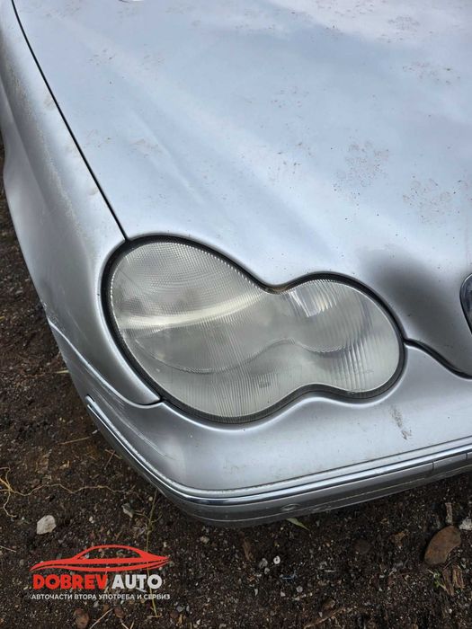 Mercedes / C200 бензин /  W203 / седан ***Само на части***