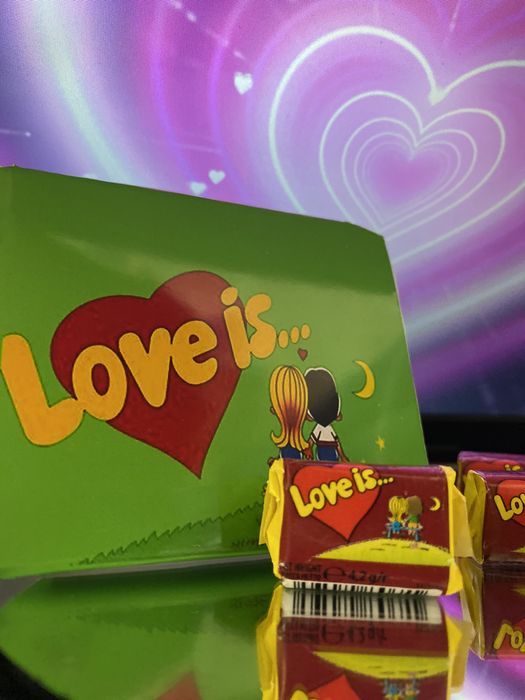love is Именные жвачки