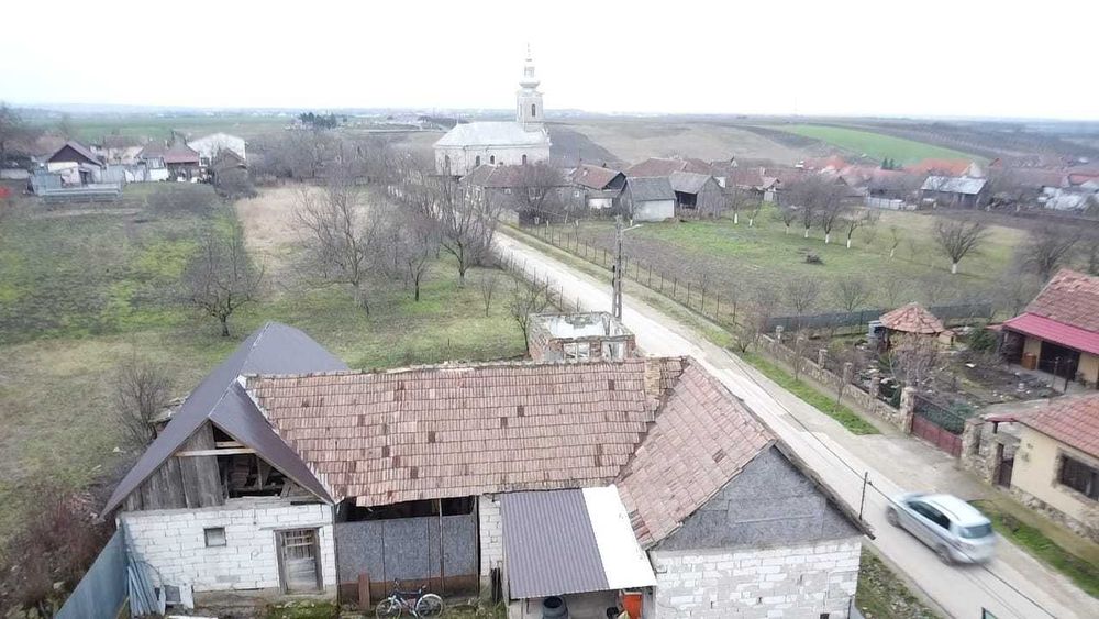 Teren intravilan Cheriu