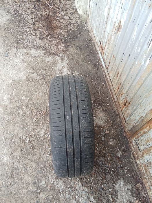 Шина с дисками р15