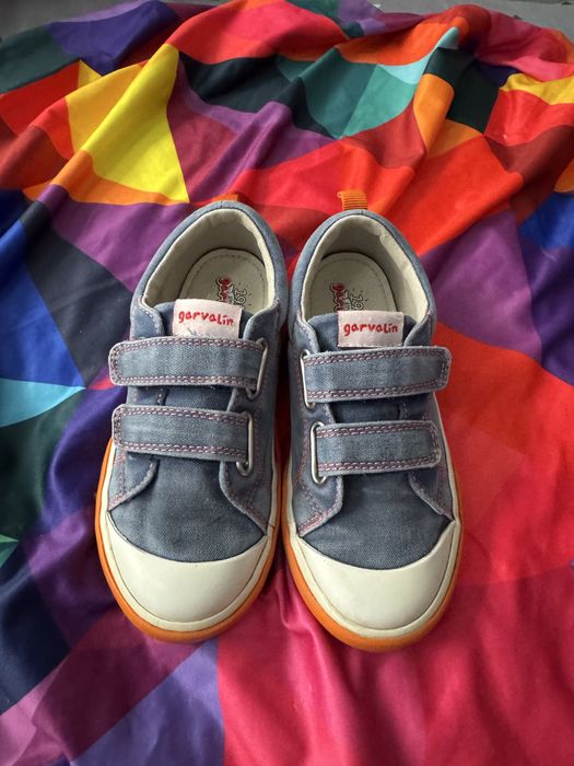 Papuci diversi marimea 28