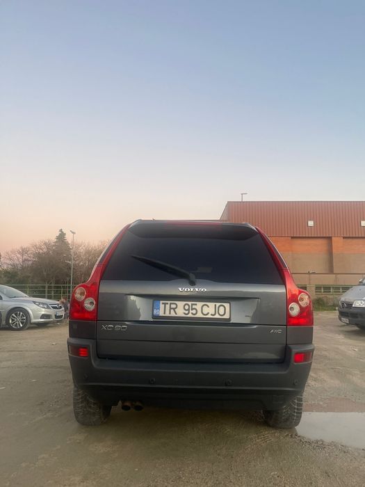 VOLVO XC90 0 — imagine 4