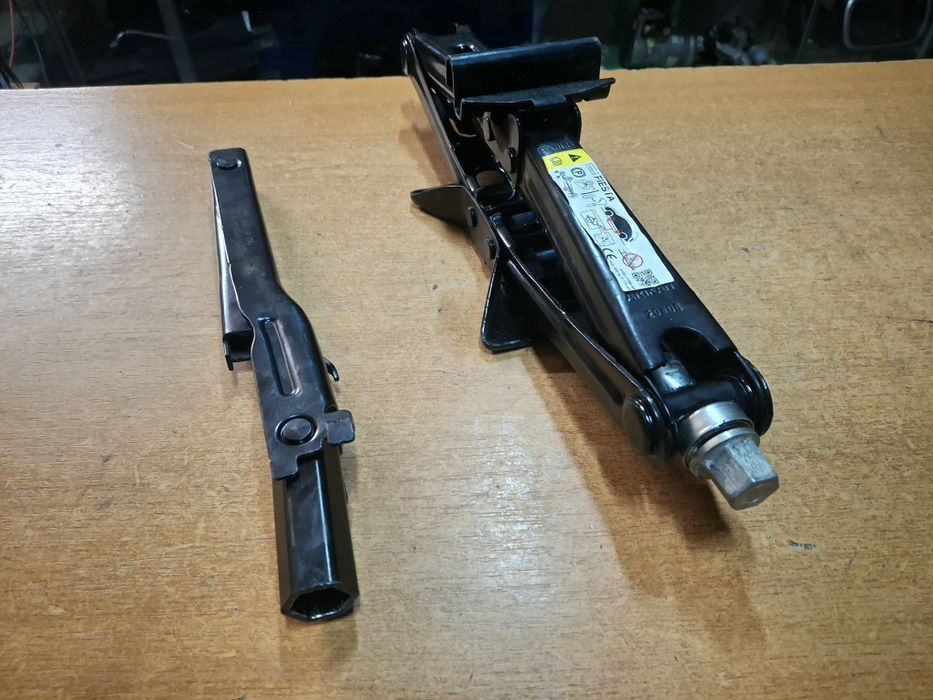 Cric Ford Fiesta Mk7 Mk8