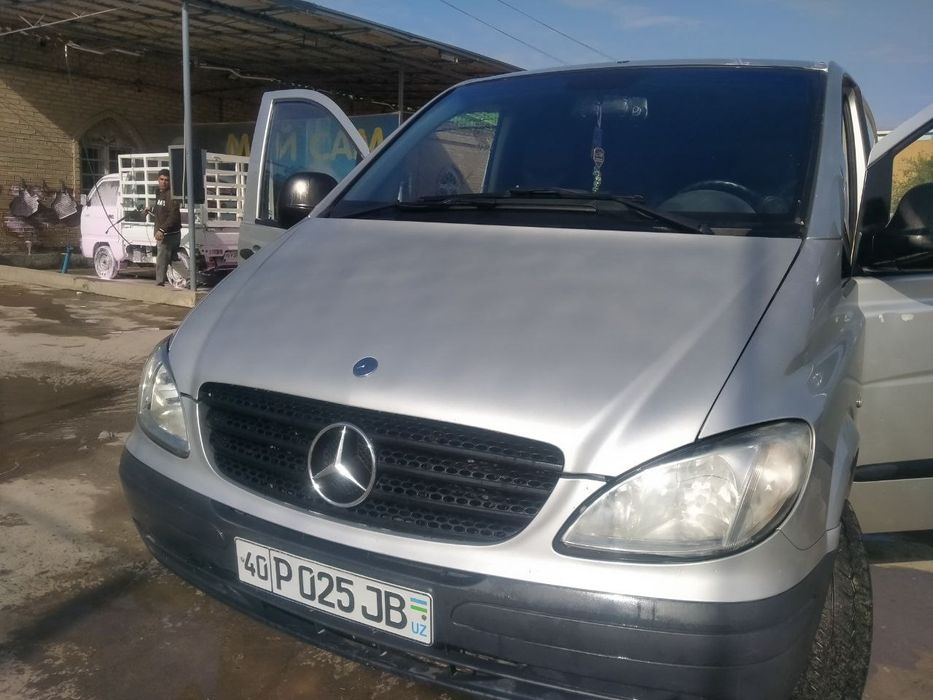 Мерседес бенс111