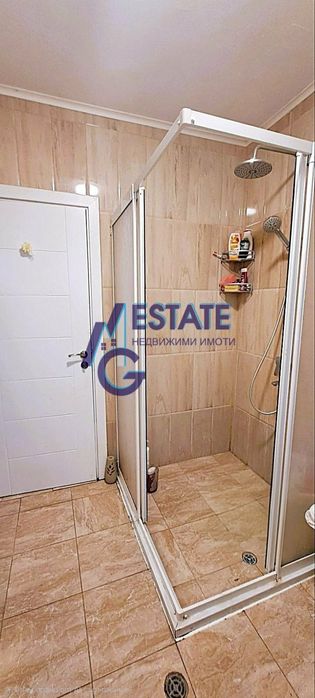Едноетажна тухлена къща в с. Тънково, на 7 км от Слънчев бряг