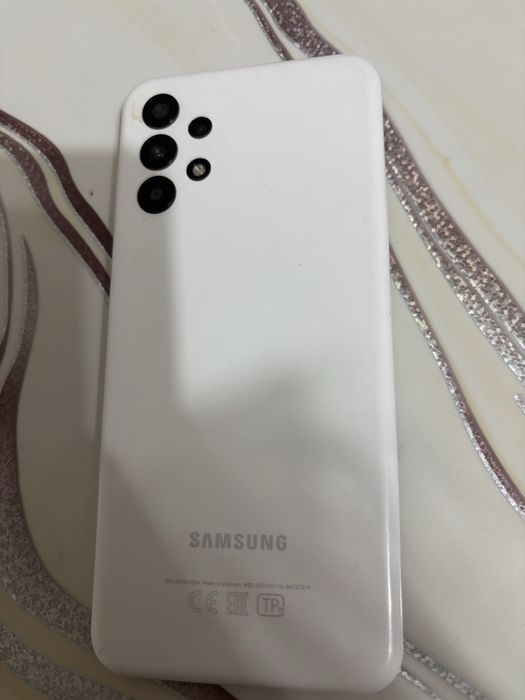 Продам телефон Самсунг а13