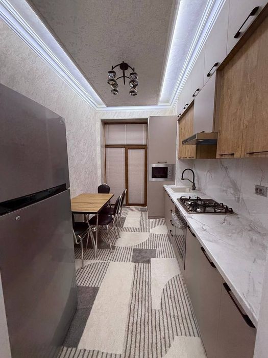 Mirobod bozori yonida kvartira bor