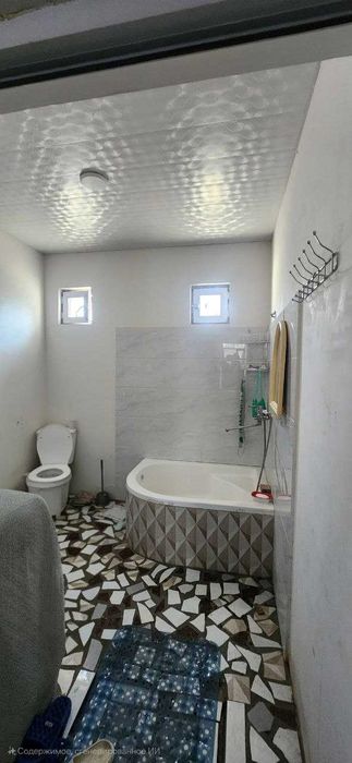 SROCHNA Yer narxida 4.5 sotix 5 xona xovli Sotiladi Katta qanida !