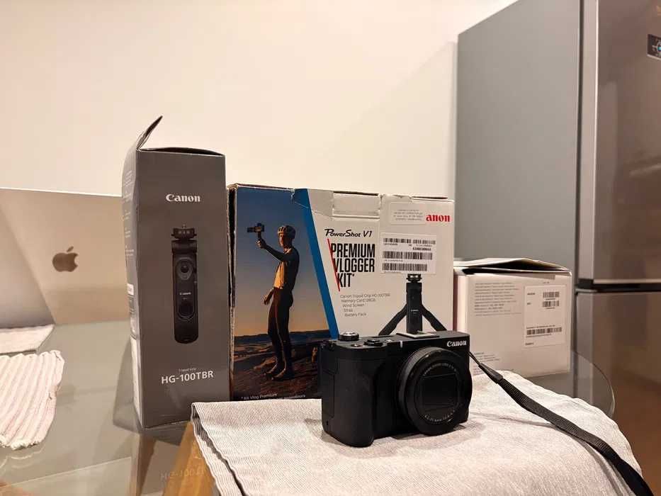 Canon PowerShot V1 Vlogger Kit