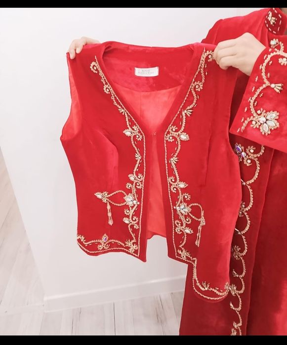 Кажекей, бешпет сатылады