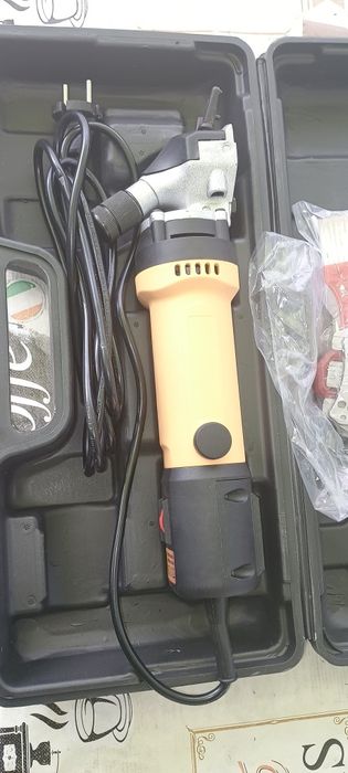 Mașină de tuns animale vând sau schimb cu animale sau păsări de curte