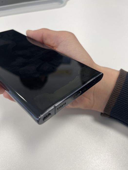 Продам S22 ultra