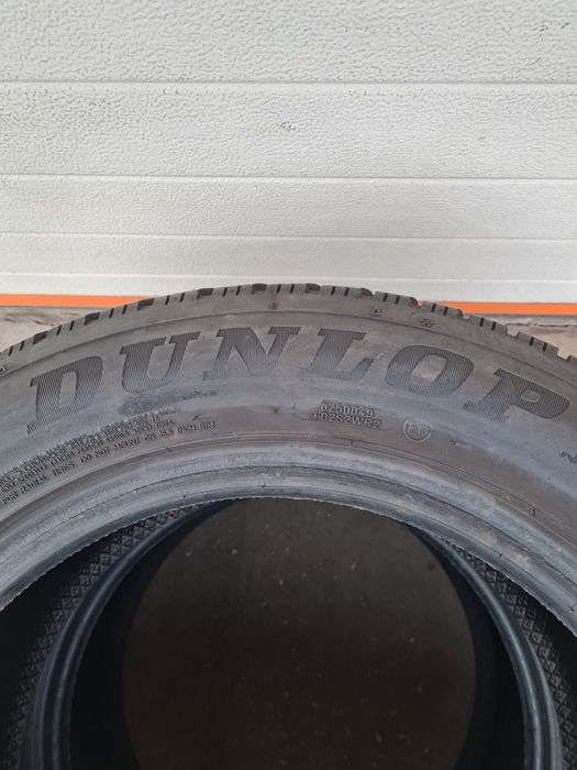 Зимни гуми 2 броя DUNLOP WinterSport5 225 55 R16 дот 3119