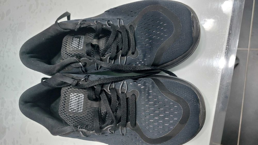 Дамски маратонки Nike