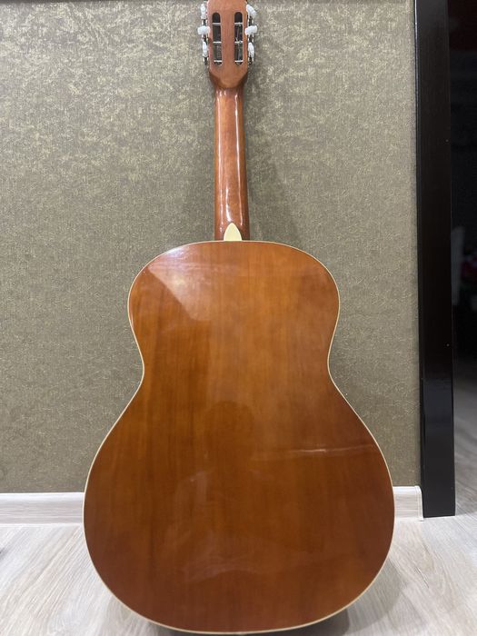 Гитара Adagio KN39