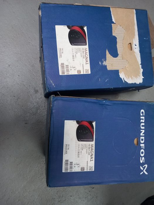 Vând două pompe grundfos