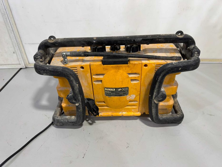 Радио  - Dewalt DC010 - LX / 110V