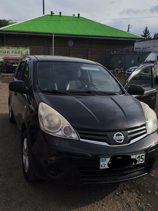 Nissan note 2012 года продам