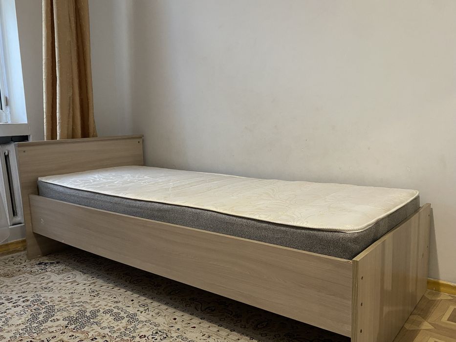 СРОЧНО продам кровать
