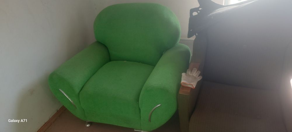 Диван с креслами