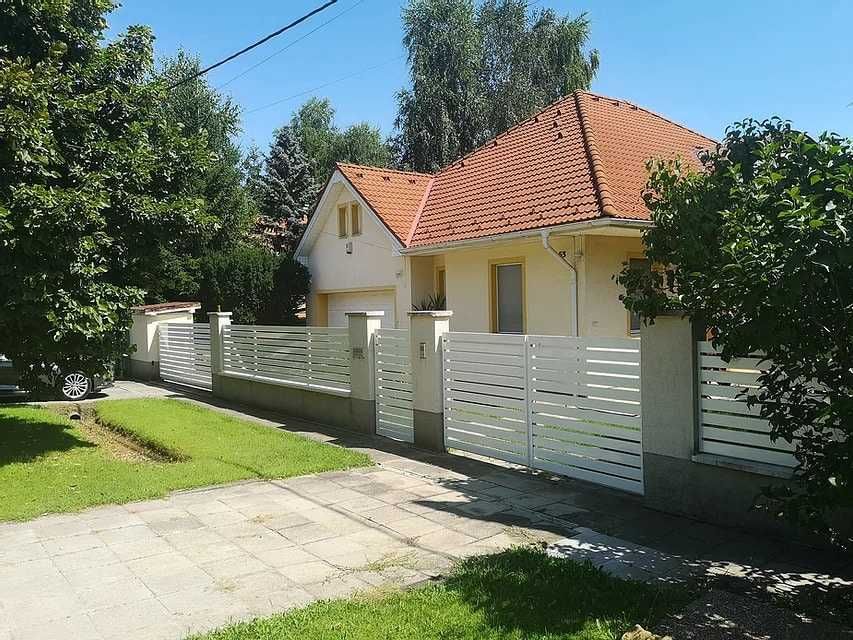 Gard aluminiu scandura aluminiu alb