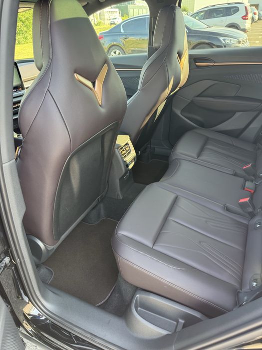 Cupra Terramar e-Hybrid VZ 272 HP - FULL