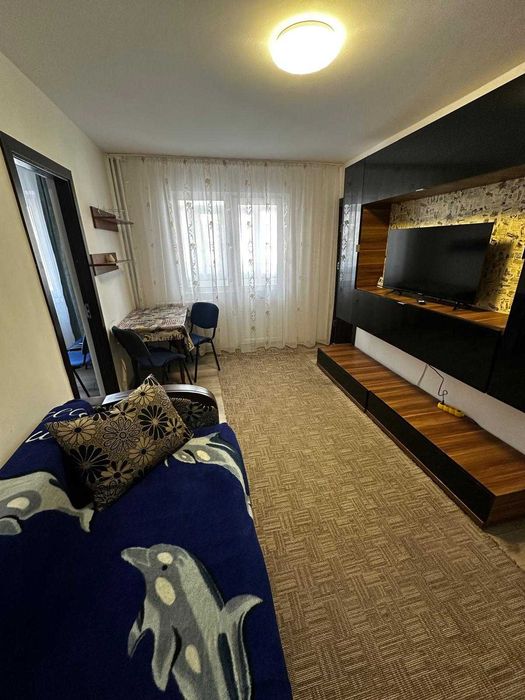 Inchiriez apartament 2 camere, Micro 14