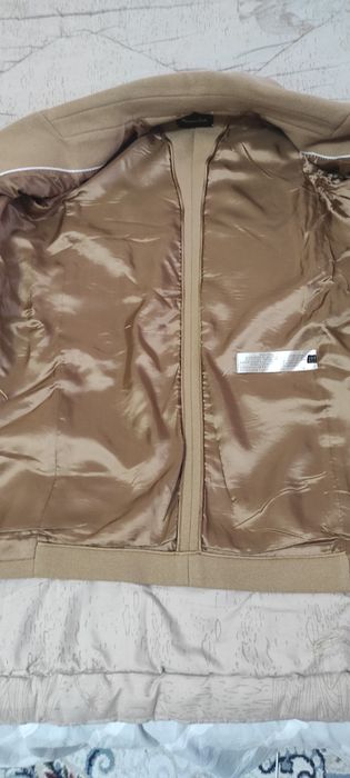 Пальто, куртки размер 42