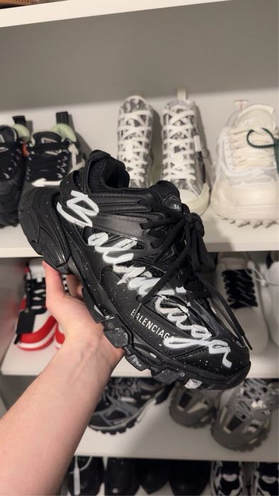 Balenciaga Graffti