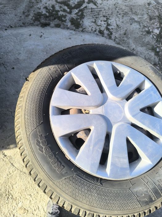 Зимни гуми с джанти 15 цола за Форд 195/65/15