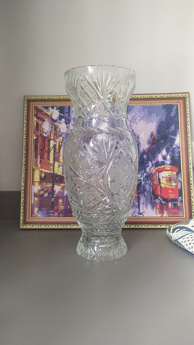 Хрустальная ваза