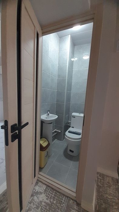 Srochna 5 xonali kvartira sotiladi