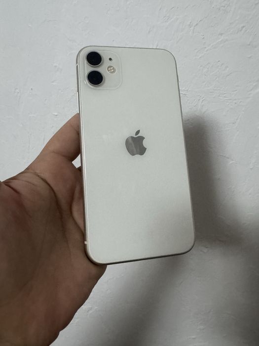 Продам iphone 11 128 срочно