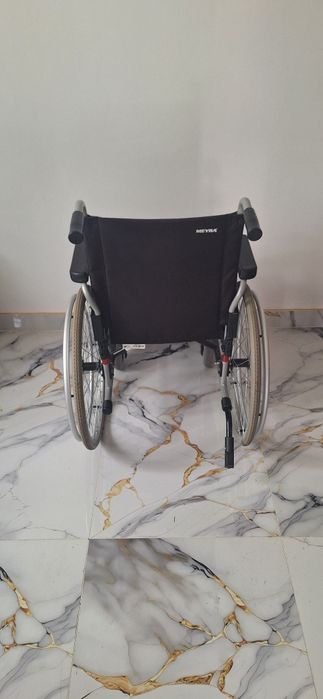 Scaun cu rotile de vânzare
