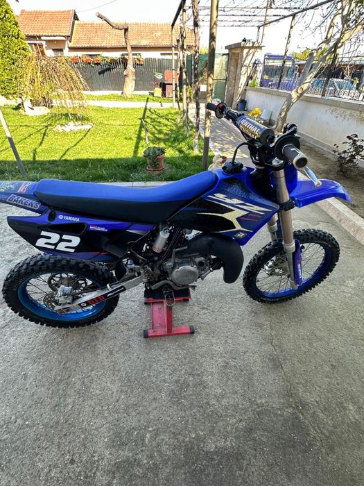 YAMAHA  YZ 2018.