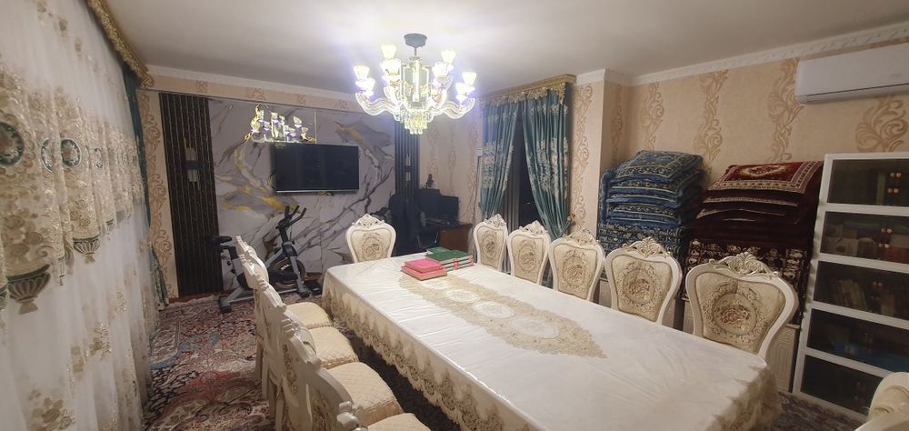 Продаётся 4-комнатная квартира в Якасарайском районе