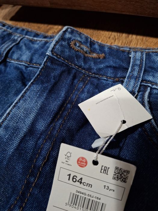 Джинсы новые RESERVED для 12 13 лет 164 см