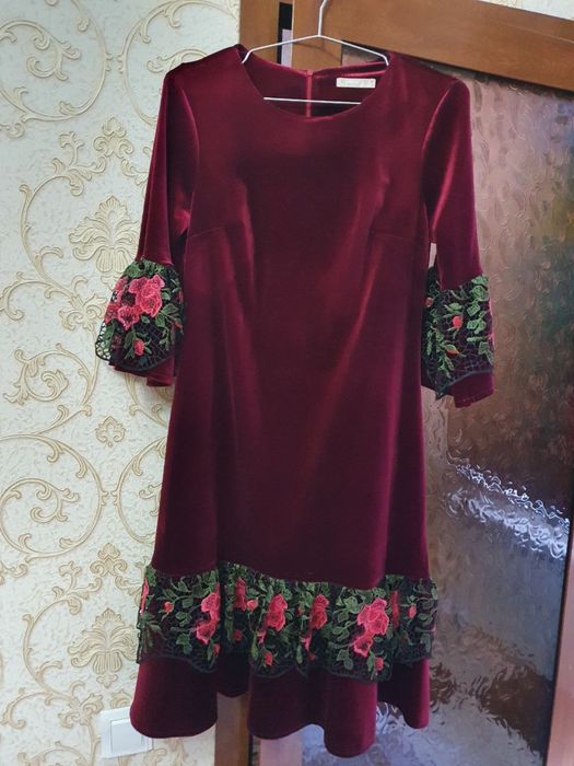 Kuylak lozimlar sumkalar obuvlar holati yaxshi qolgan malumotlar telda