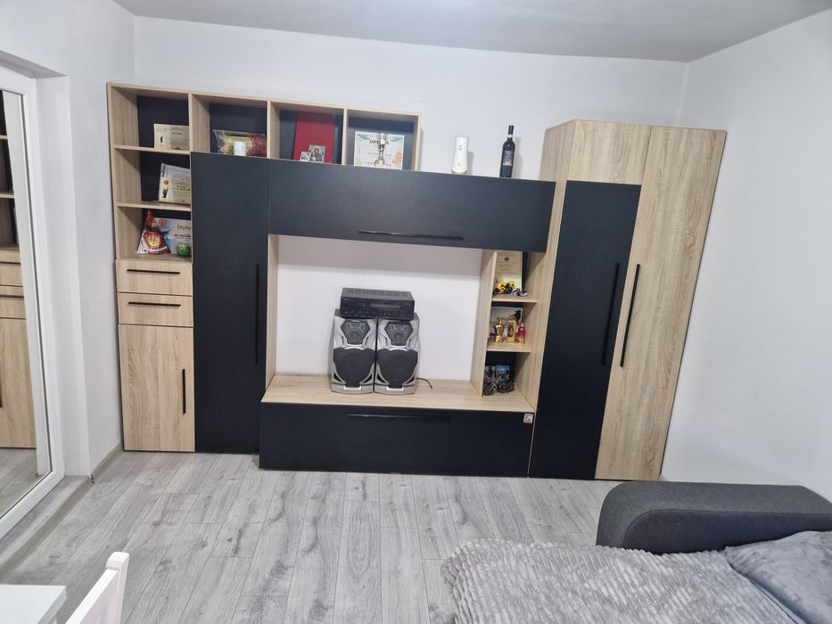 Inchiriez garsoniera Confecții