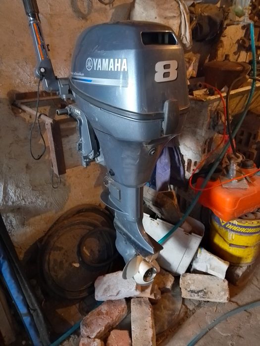 Продавам мотор за лодка YAMAHA