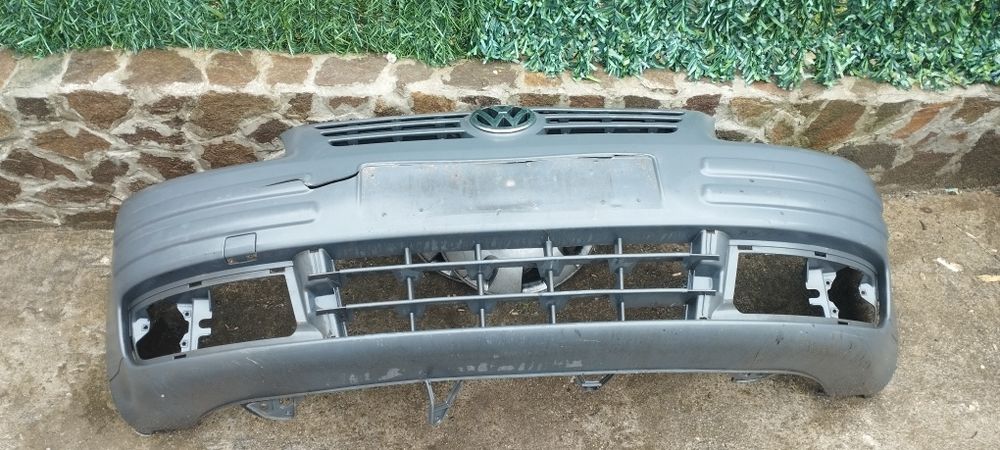 Предна броня за VW Caddy